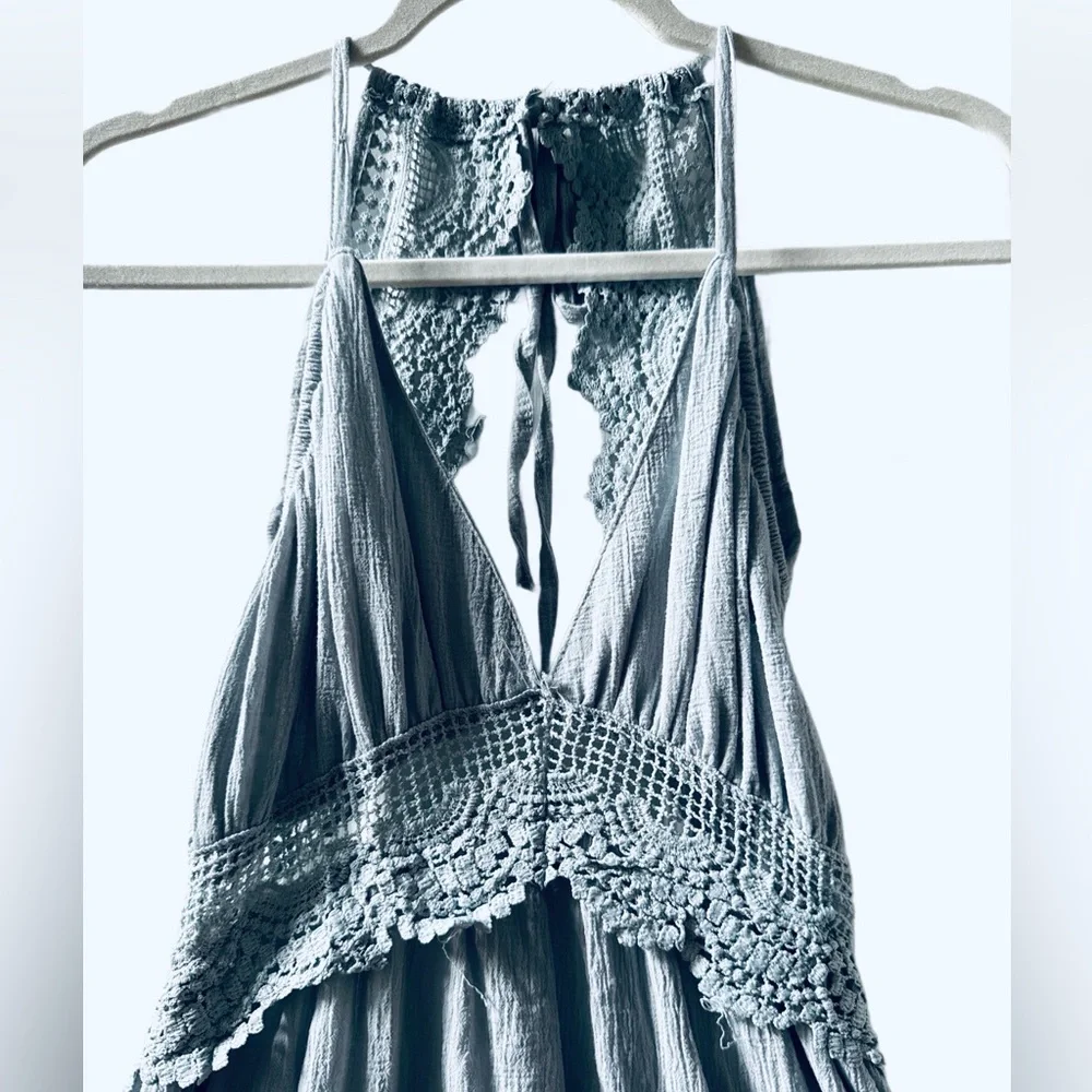 Light Blue Sleeveless Dress - Picture 6 of 8